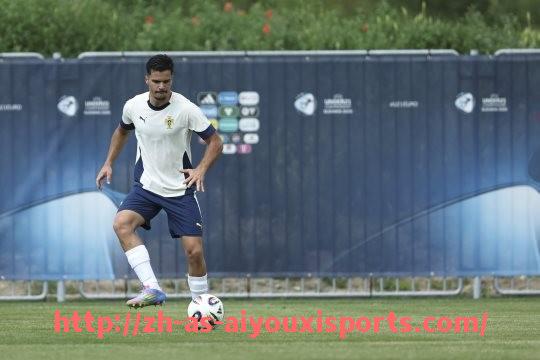 爱游戏体育官网-哪里可以观看最新西甲赛程的现场直播